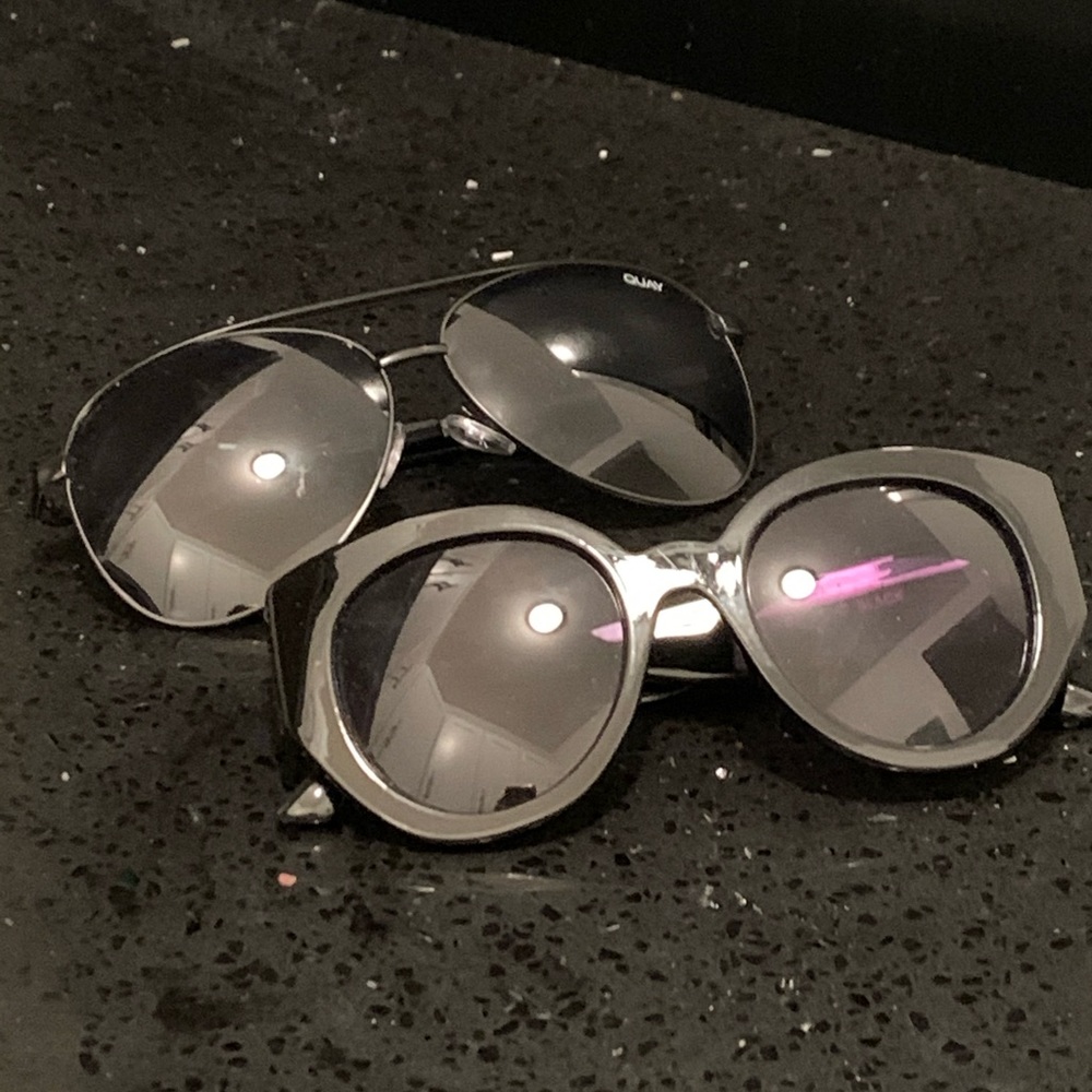 Quay Vivienne sunglasses + freebie